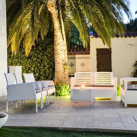 Vila Almyra