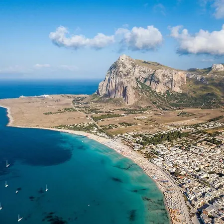 Almyra Vila San Vito Lo Capo